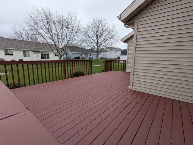 501 CROWFOOT AVENUE, Fond Du Lac, WI 54935