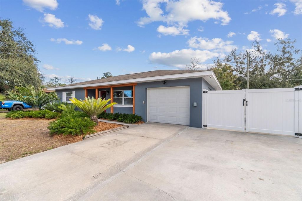 918 18TH STREET SW, Largo, FL 33770