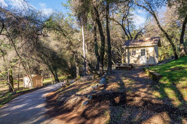 1144 Boole Rd, Applegate, CA 95703