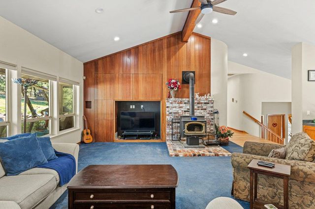 1144 Boole Rd, Applegate, CA 95703