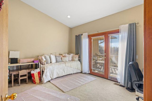 1144 Boole Rd, Applegate, CA 95703