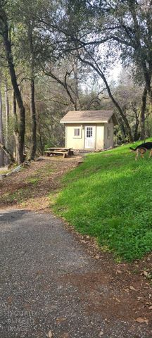 1144 Boole Rd, Applegate, CA 95703