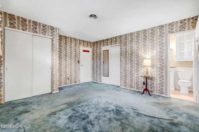 2 Robert Place, Ocean Twp, NJ 07712