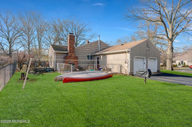 2 Robert Place, Ocean Twp, NJ 07712