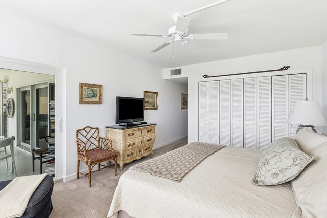 200 Macfarlane Drive N-406, Delray Beach, FL 33483