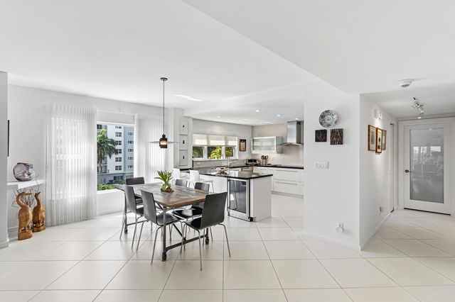 200 Macfarlane Drive N-406, Delray Beach, FL 33483