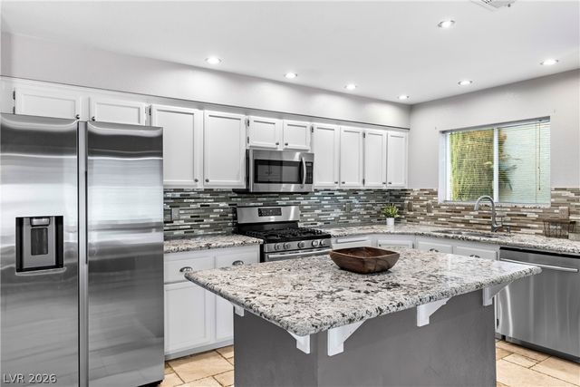 1432 Desert Hills Drive, Las Vegas, NV 89117