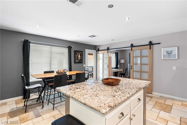 1432 Desert Hills Drive, Las Vegas, NV 89117
