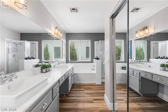 1432 Desert Hills Drive, Las Vegas, NV 89117