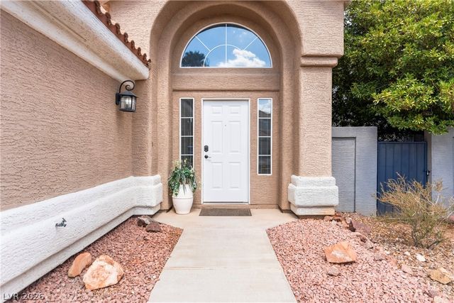 1432 Desert Hills Drive, Las Vegas, NV 89117