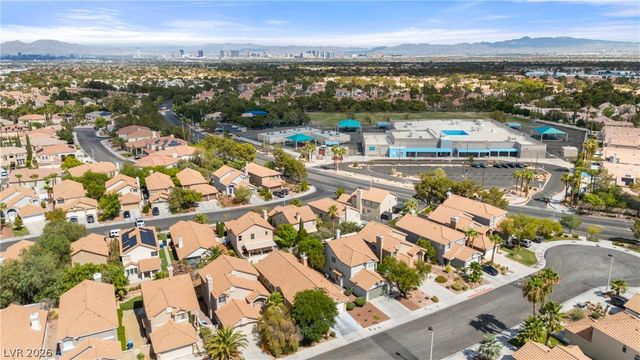 1432 Desert Hills Drive, Las Vegas, NV 89117