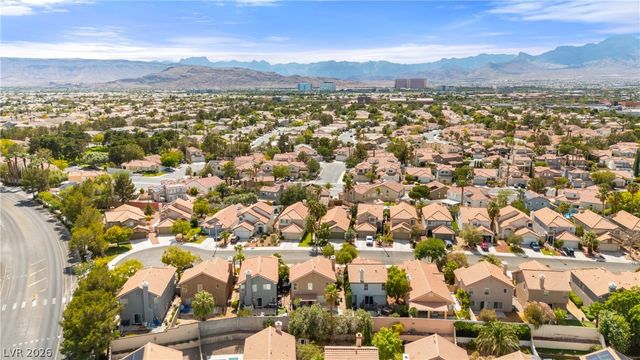 1432 Desert Hills Drive, Las Vegas, NV 89117