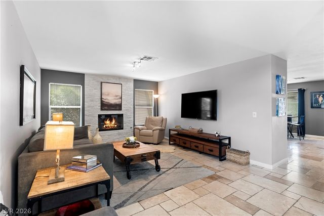1432 Desert Hills Drive, Las Vegas, NV 89117