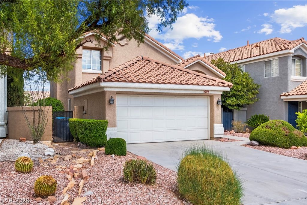 1432 Desert Hills Drive, Las Vegas, NV 89117