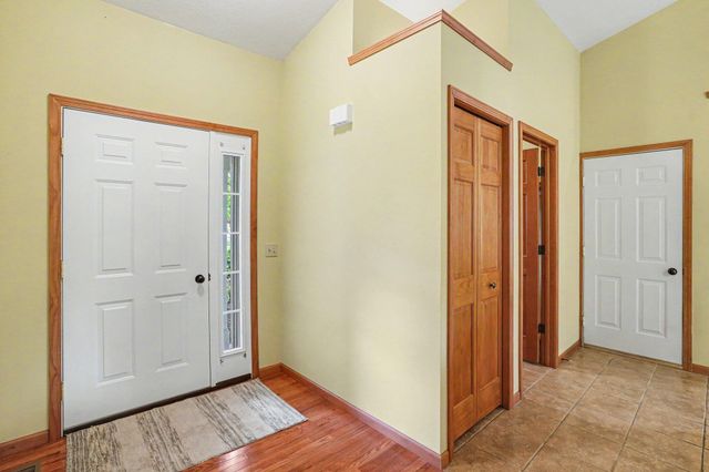 811 Ludington Avenue, Portage City, MI 49002