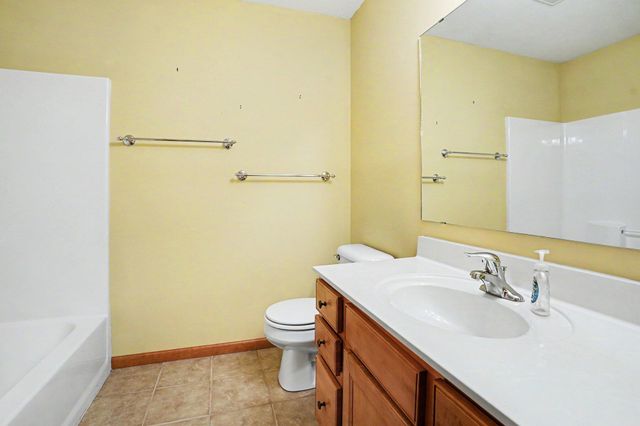 811 Ludington Avenue, Portage City, MI 49002
