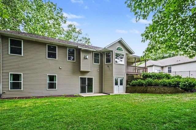 811 Ludington Avenue, Portage City, MI 49002