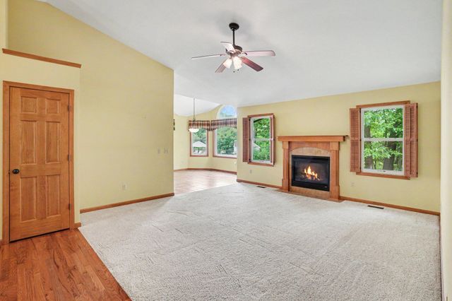 811 Ludington Avenue, Portage City, MI 49002