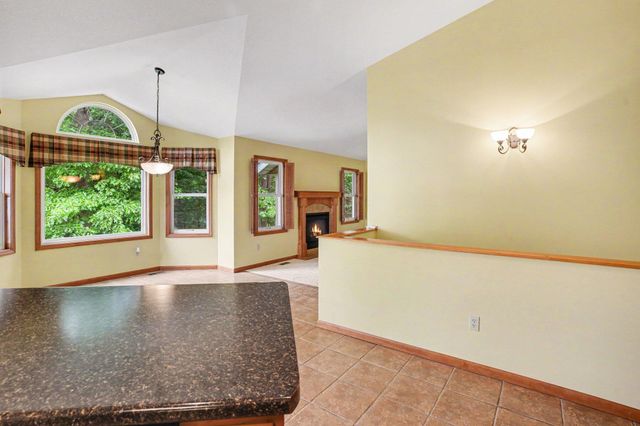 811 Ludington Avenue, Portage City, MI 49002