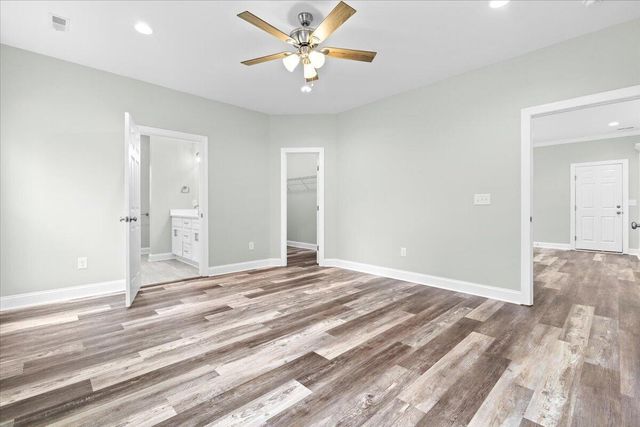 1948 Redwood RD, Roanoke, VA 24014