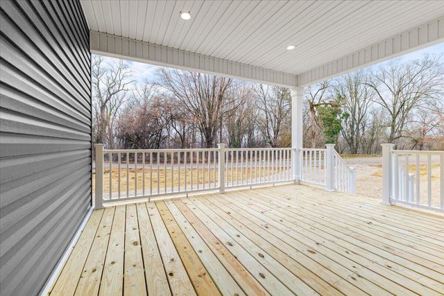 1948 Redwood RD, Roanoke, VA 24014