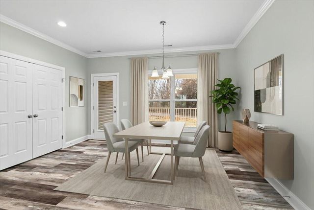 1948 Redwood RD, Roanoke, VA 24014