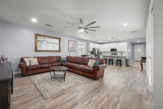 2292 Del Cadena, Bullhead City, AZ 86442