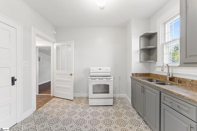 108 East B Avenue, Easley, SC 29640