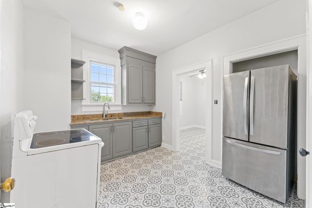 108 East B Avenue, Easley, SC 29640