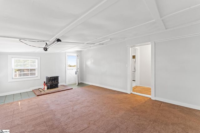 108 East B Avenue, Easley, SC 29640