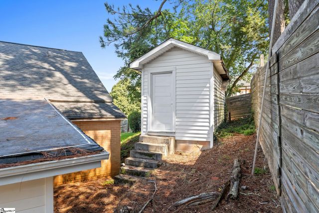 108 East B Avenue, Easley, SC 29640