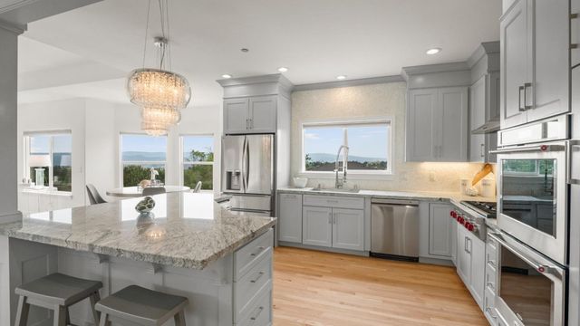 15855 Jackson Oaks Drive, Morgan Hill, CA 95037