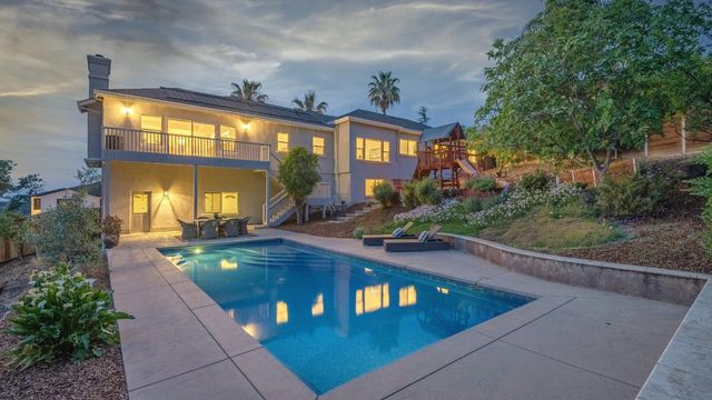 15855 Jackson Oaks Drive, Morgan Hill, CA 95037