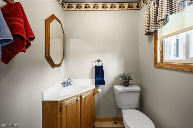 4800 9th Avenue, Vienna, WV 26105