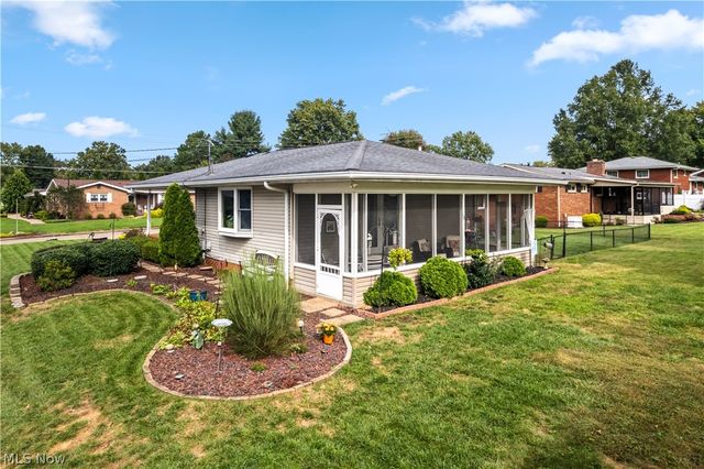 4800 9th Avenue, Vienna, WV 26105