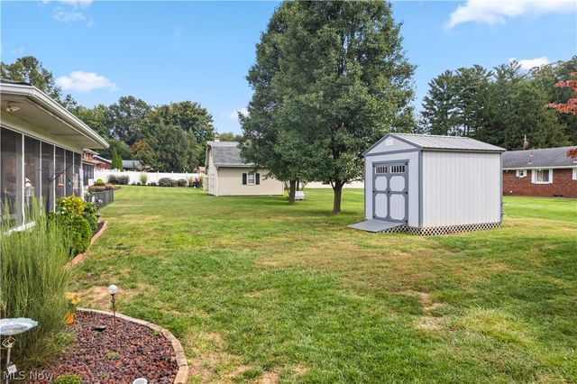 4800 9th Avenue, Vienna, WV 26105