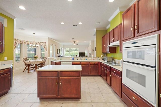 2019 CAPRI LANE, Mount Dora, FL 32757