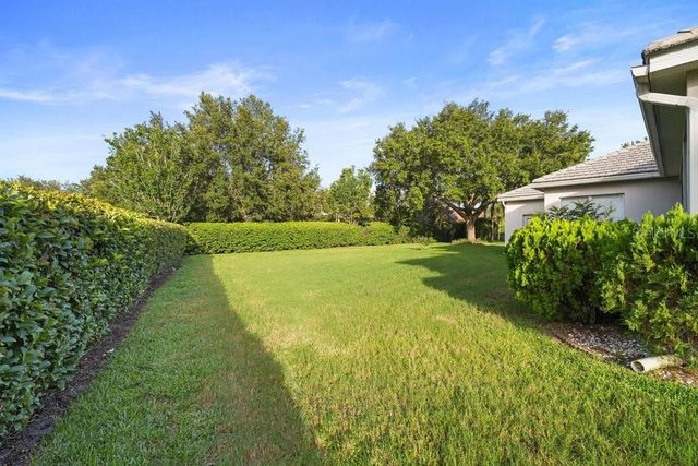 2019 CAPRI LANE, Mount Dora, FL 32757