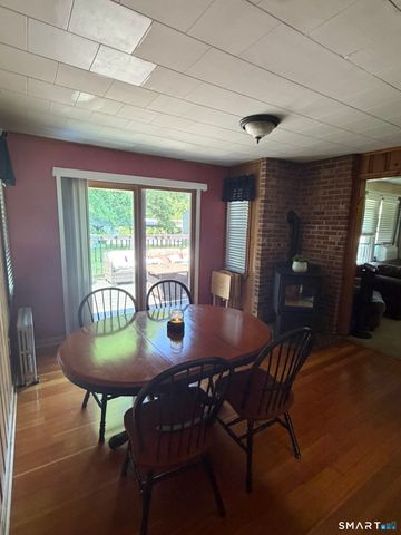 517 Davis Road, Killingly, CT 06239