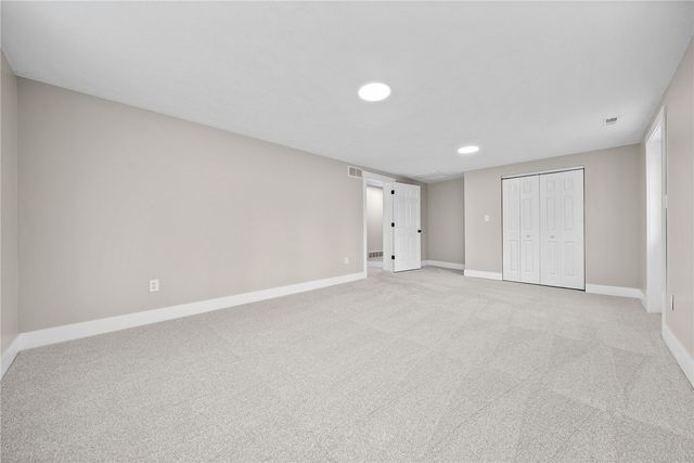 128 Evergreen Dr, Peters Twp, PA 15317