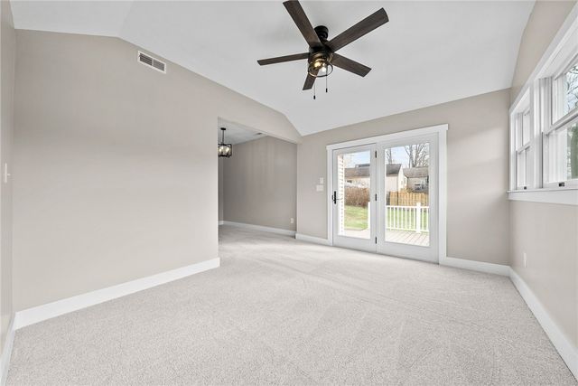 128 Evergreen Dr, Peters Twp, PA 15317