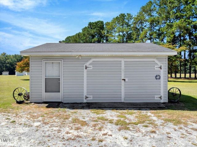 2172 Amelia Church Rd Road, Clayton, NC 27520