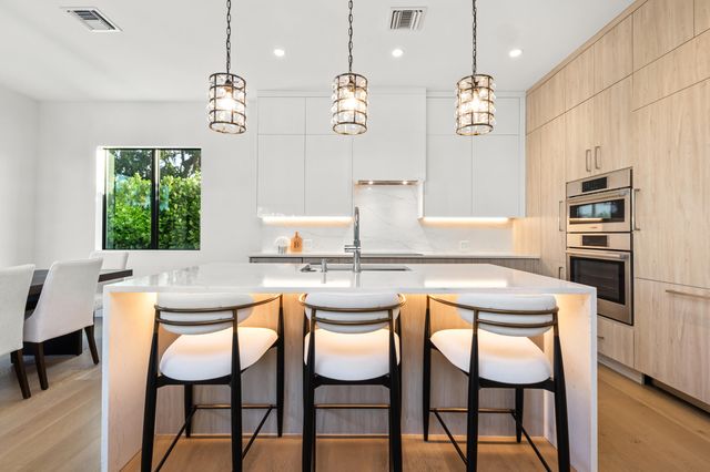 10742 SE Burgee Court, Hobe Sound, FL 33455