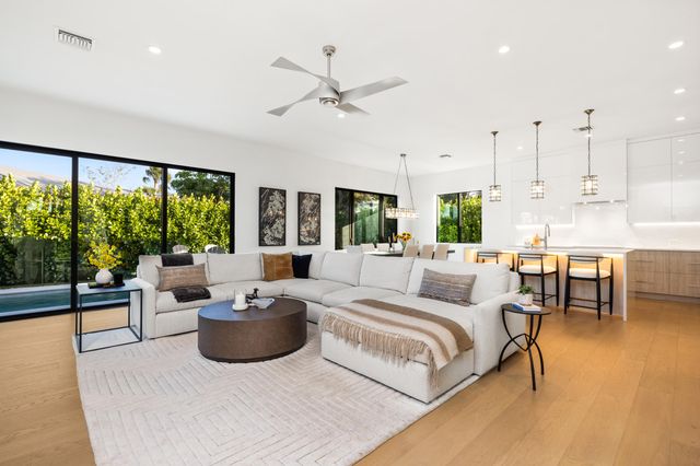 10742 SE Burgee Court, Hobe Sound, FL 33455