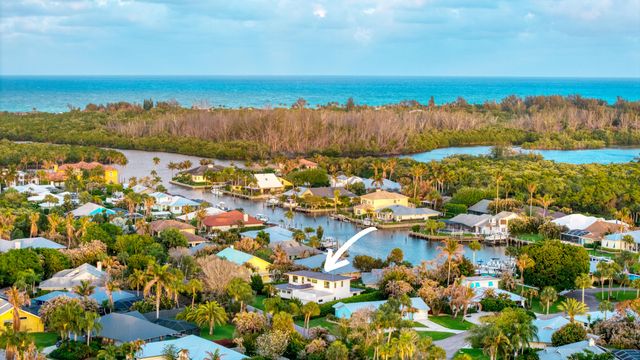 10742 SE Burgee Court, Hobe Sound, FL 33455
