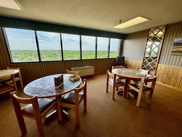 1181 Edgcumbe Road 404, Saint Paul, MN 55105