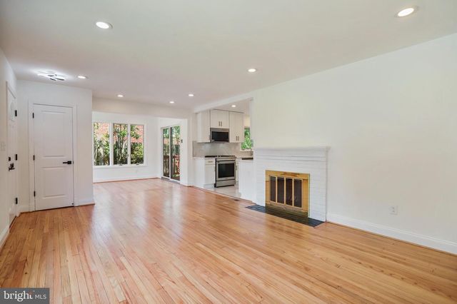8417 FARRELL DR, Chevy Chase, MD 20815