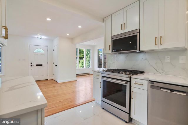 8417 FARRELL DR, Chevy Chase, MD 20815