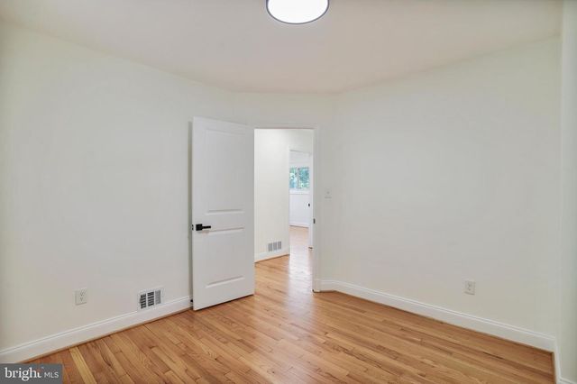 8417 FARRELL DR, Chevy Chase, MD 20815