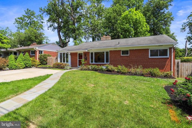 8417 FARRELL DR, Chevy Chase, MD 20815